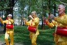 俄罗斯各地学员以讲真相,炼功.表演腰鼓庆祝世界法轮大法日 2010-05-19  